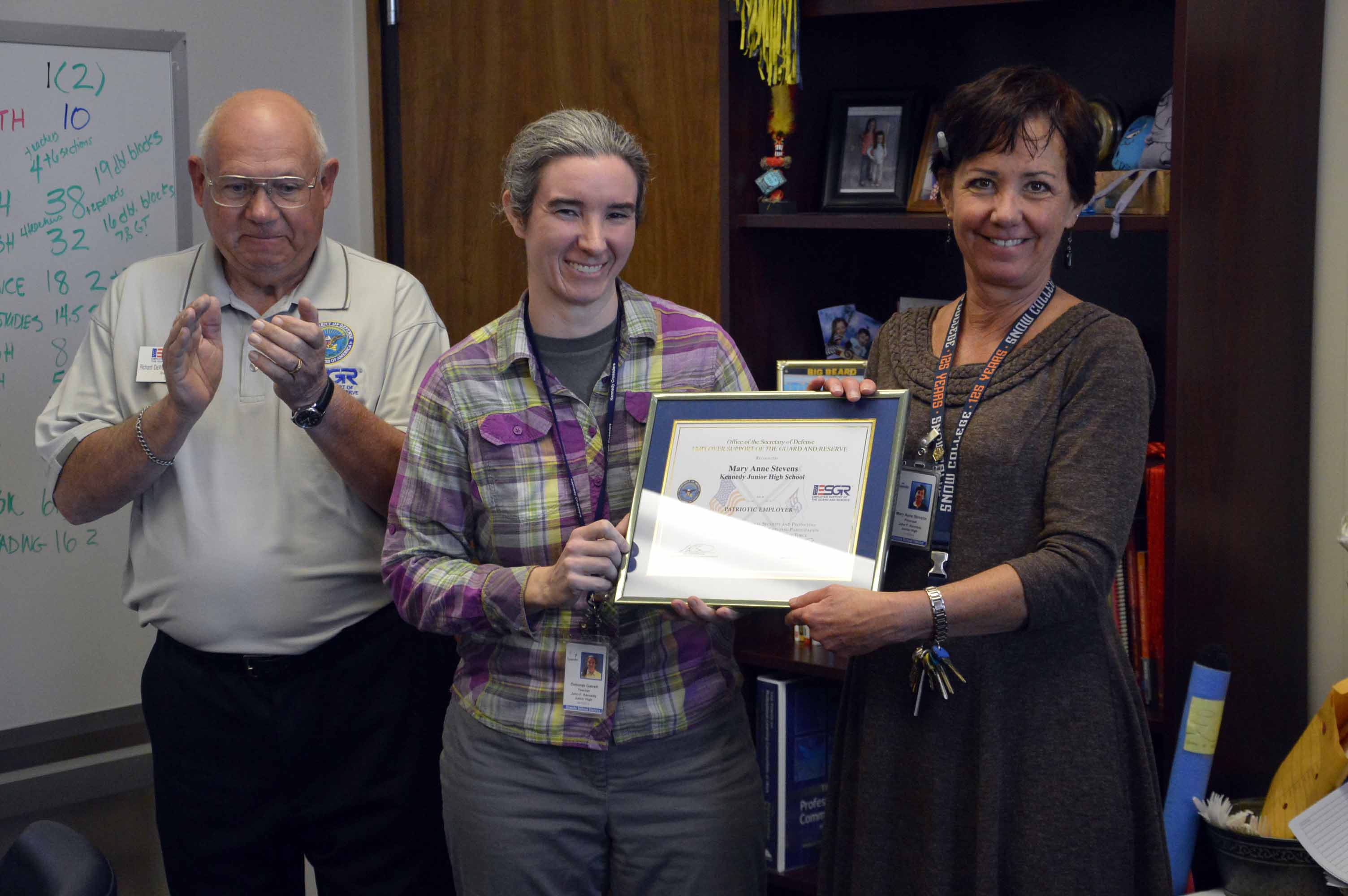 Kennedy Jr. High principal receives Patriot Award for supporting teacher