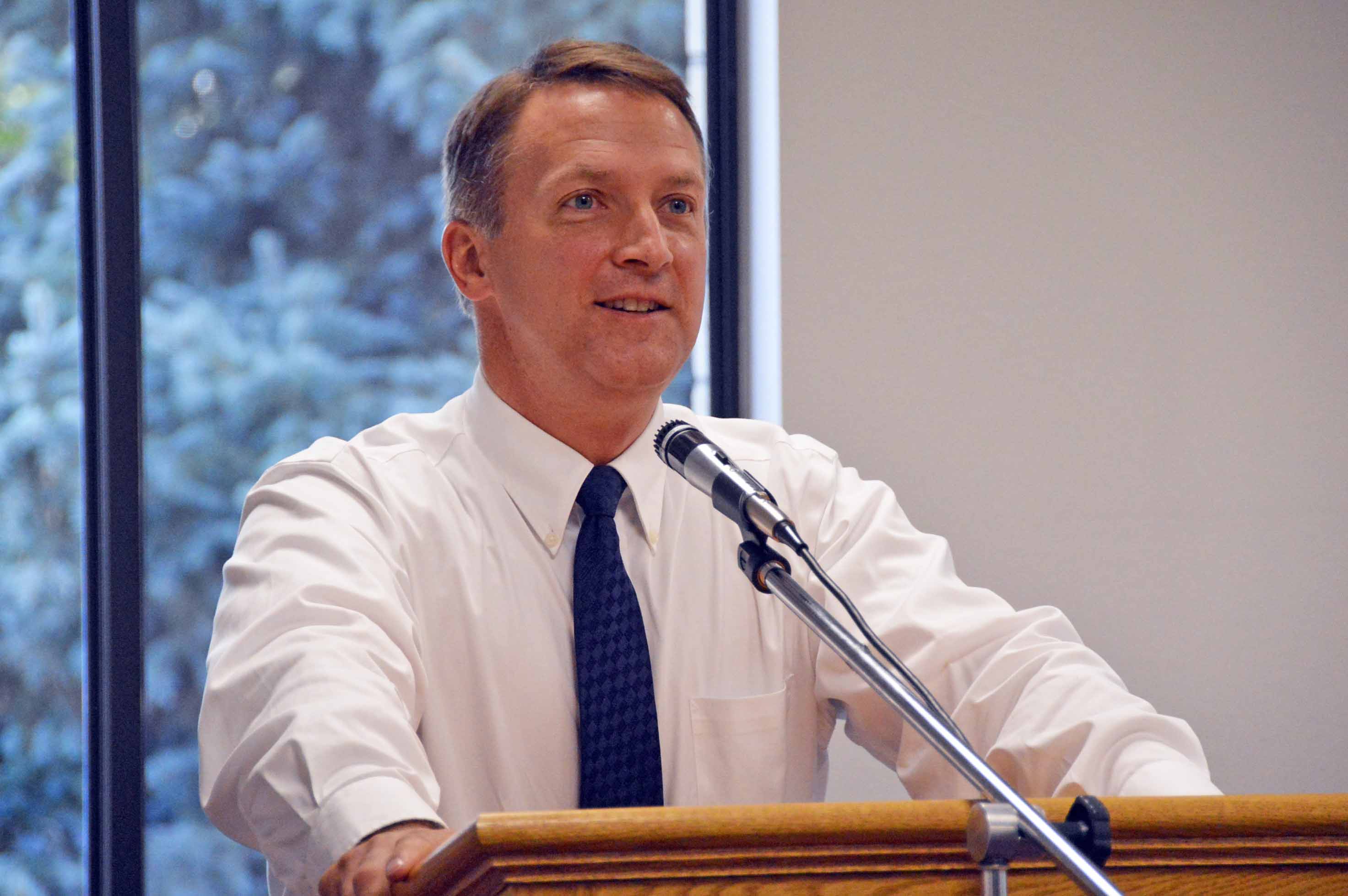 Dr. Bates named Utah Superintendent of the Year